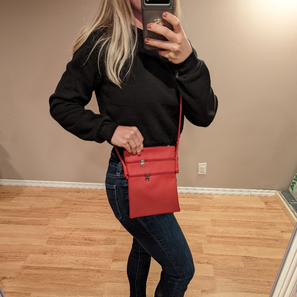 Crossbody purse - Picture 3 of 3